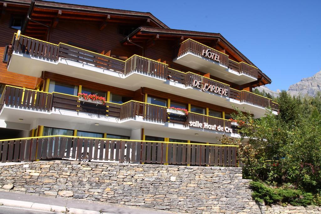 Hostellerie De L'Ardeve Овроназ Екстериор снимка